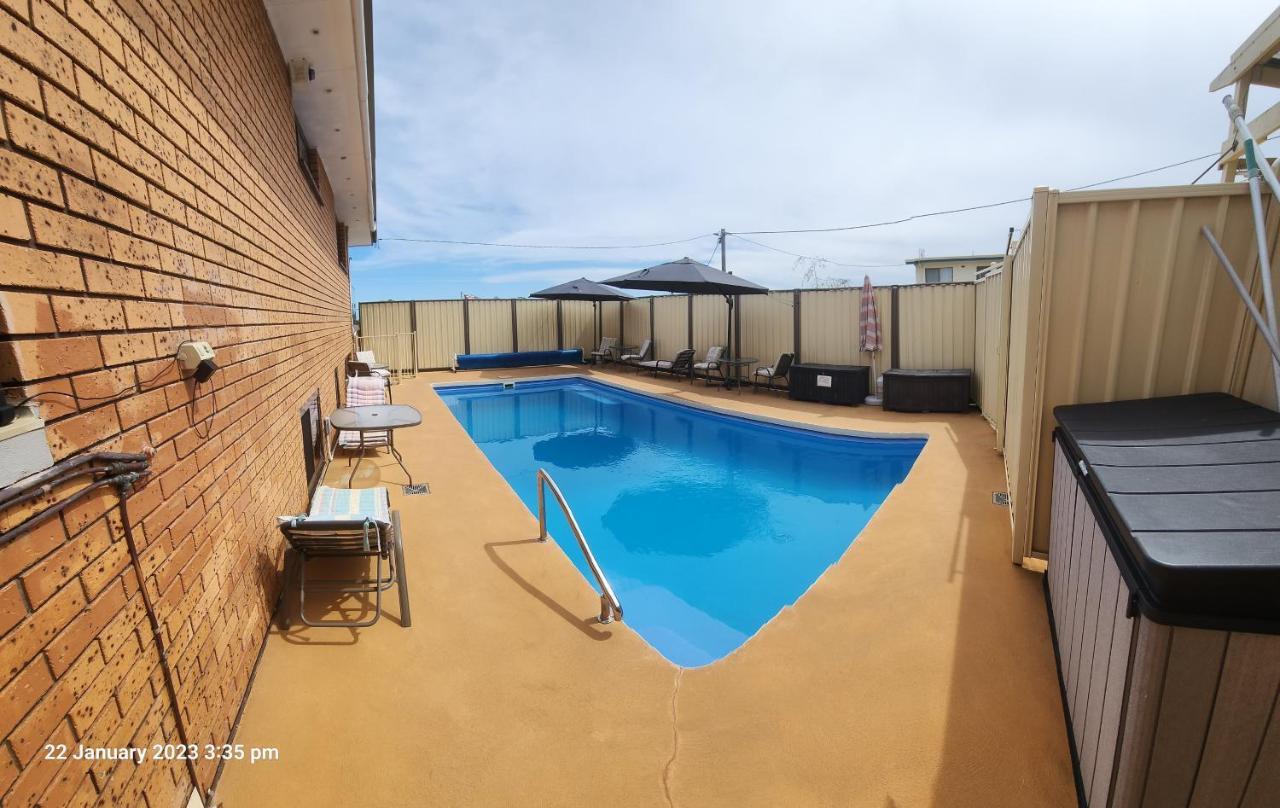 Traplins Accomodation Лейкс-Энтранс Экстерьер фото