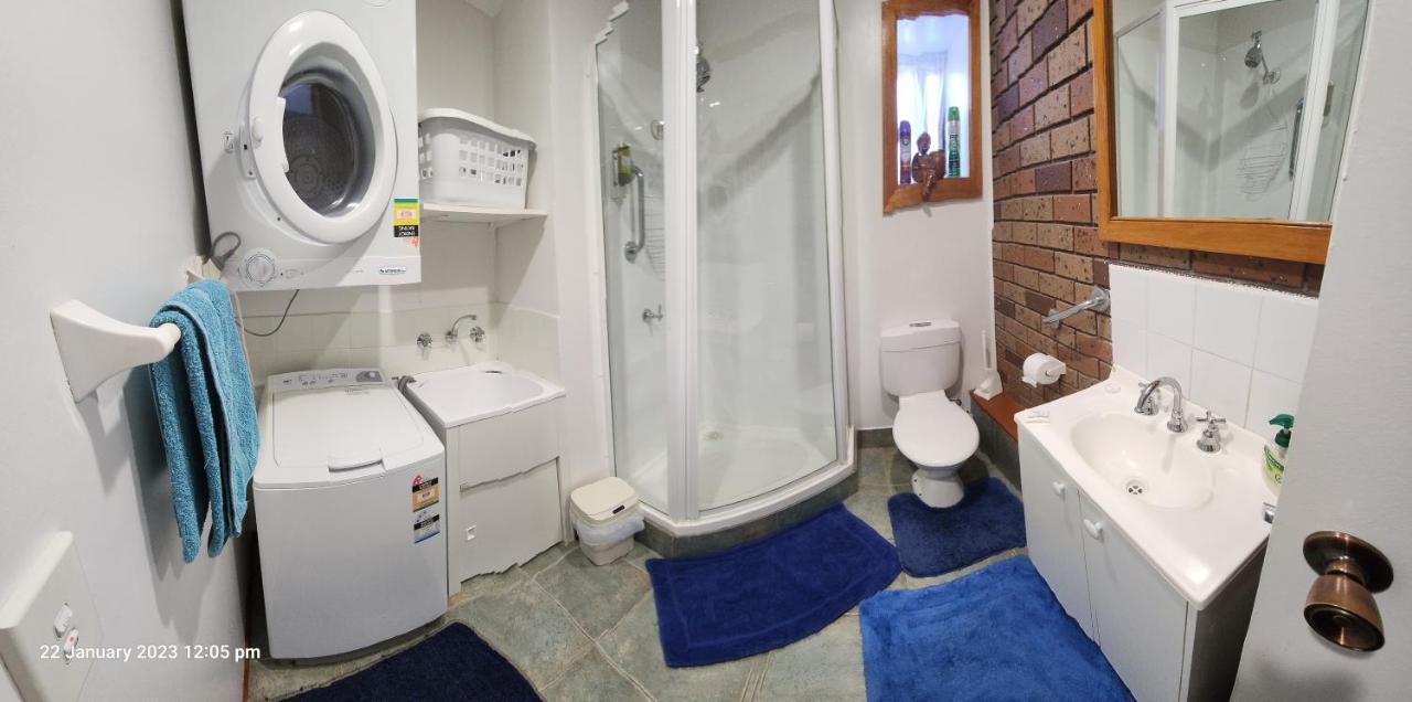 Traplins Accomodation Лейкс-Энтранс Экстерьер фото