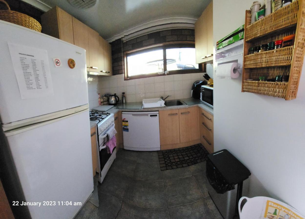 Traplins Accomodation Лейкс-Энтранс Экстерьер фото